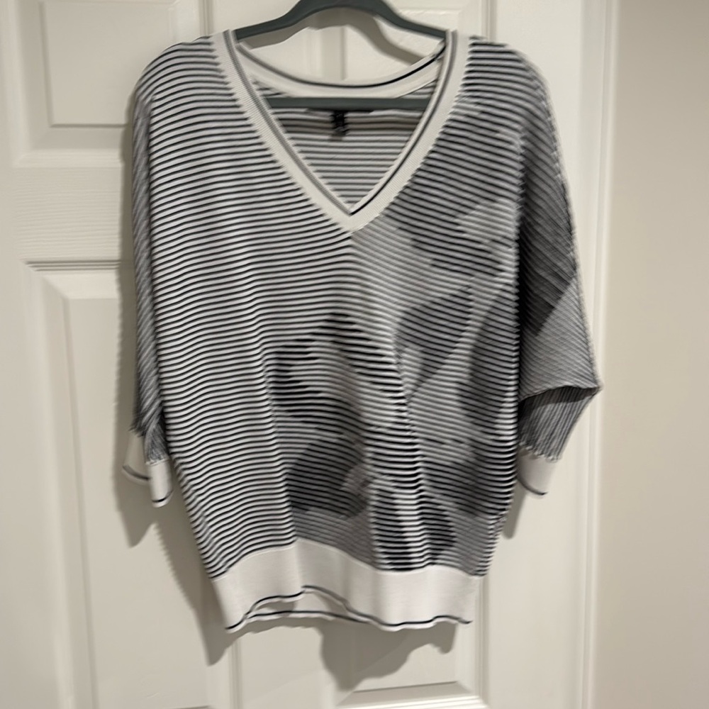 White House Black Market top